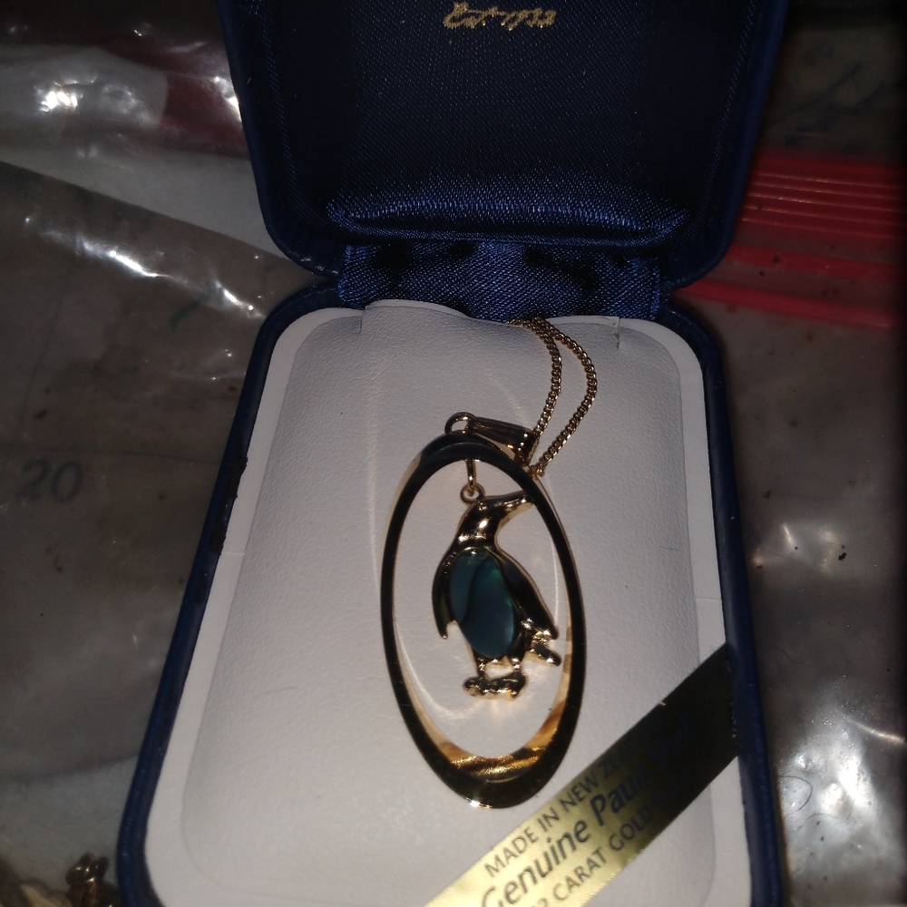 Necklace Penguin pendant by ariki